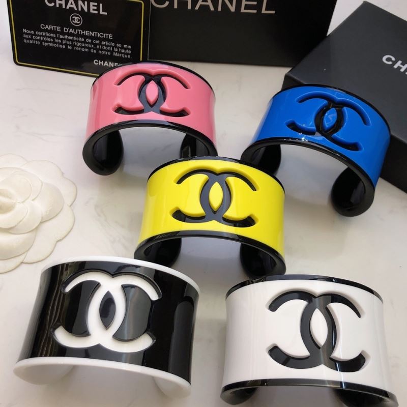 Ch*el rings